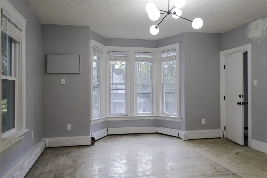 2 bed, 1 bath apartment for rent at 39 Hope St Unit 2, Attleboro — photo 6 of 17