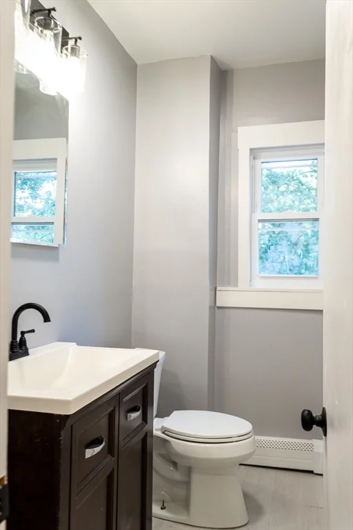 2 bed, 1 bath apartment for rent at 39 Hope St Unit 2, Attleboro — photo 15 of 17