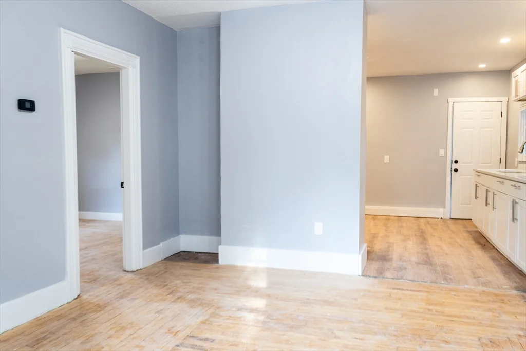 2 bed, 1 bath apartment for rent at 39 Hope St Unit 2, Attleboro — photo 7 of 17