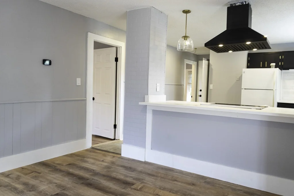2 bed, 1 bath apartment for rent at 39 Hope Unit 3, Attleboro — photo 3 of 14