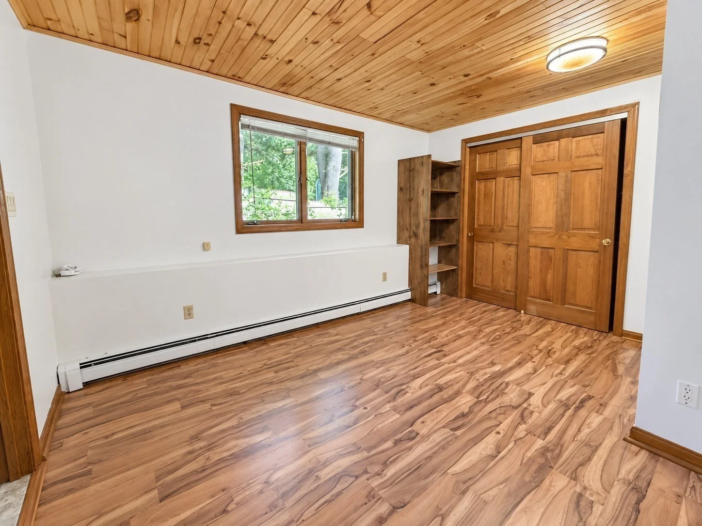5 bed, 3 bath apartment for rent at 39 Ingleside, Lexington — photo 15 of 22