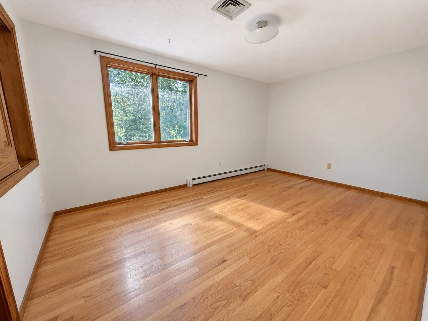 5 bed, 3 bath apartment for rent at 39 Ingleside, Lexington — photo 14 of 22