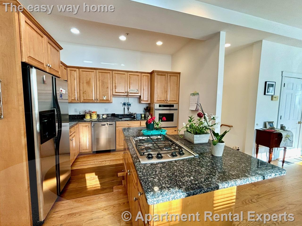 1 bed, 2 bath apartment for rent at 39 Inman St Unit 1, Central Square — photo 1 of 20