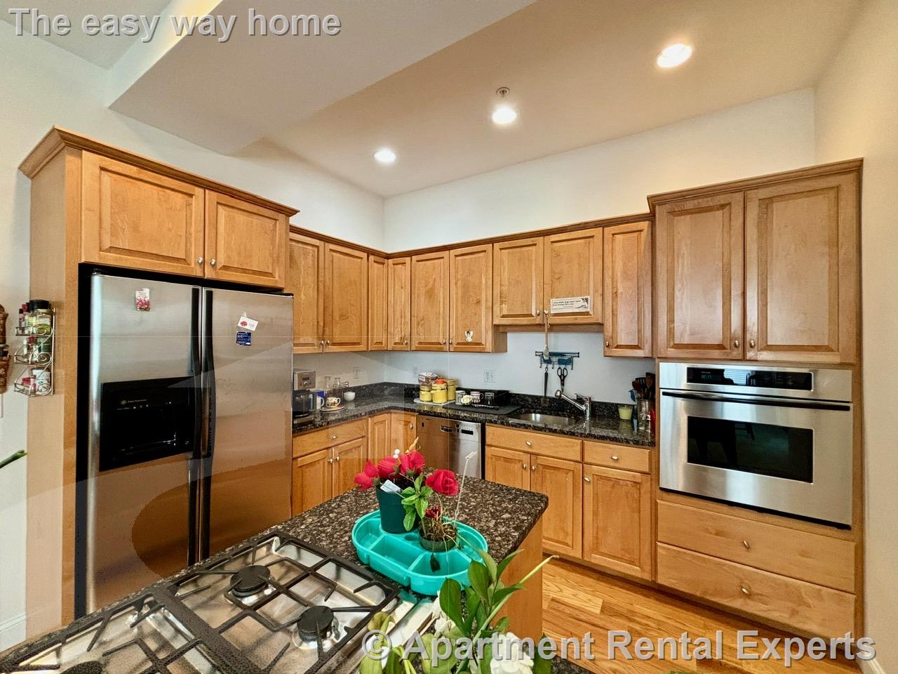 1 bed, 2 bath apartment for rent at 39 Inman St Unit 1, Central Square — photo 3 of 20