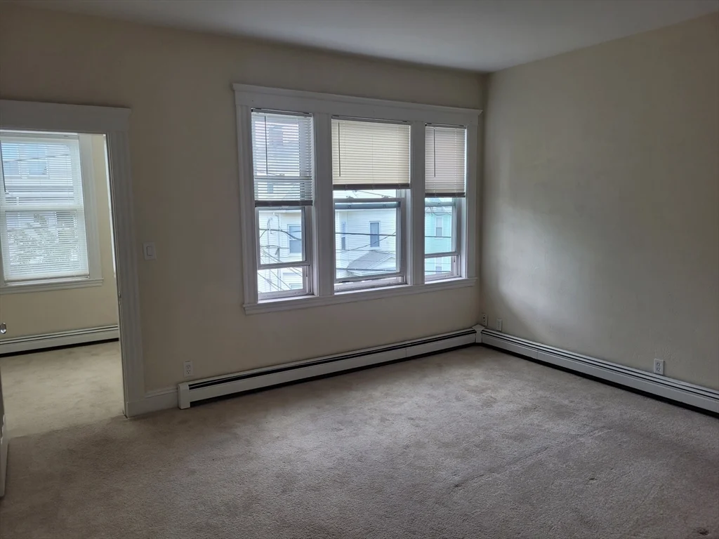1 bed, 1 bath apartment for rent at 39 Irving St Unit 4, Everett — photo 3 of 8