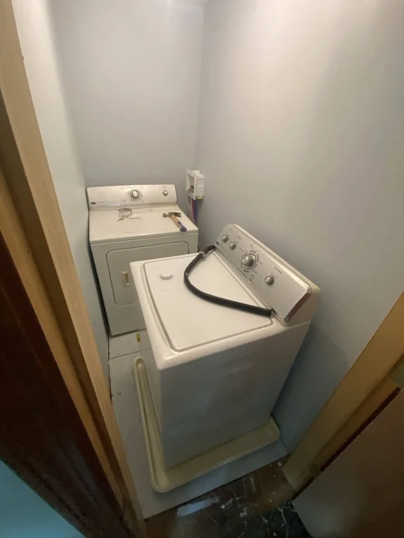 2 bed, 1 bath apartment for rent at 39 Jefferson Ave Unit 1, Woburn — photo 3 of 10