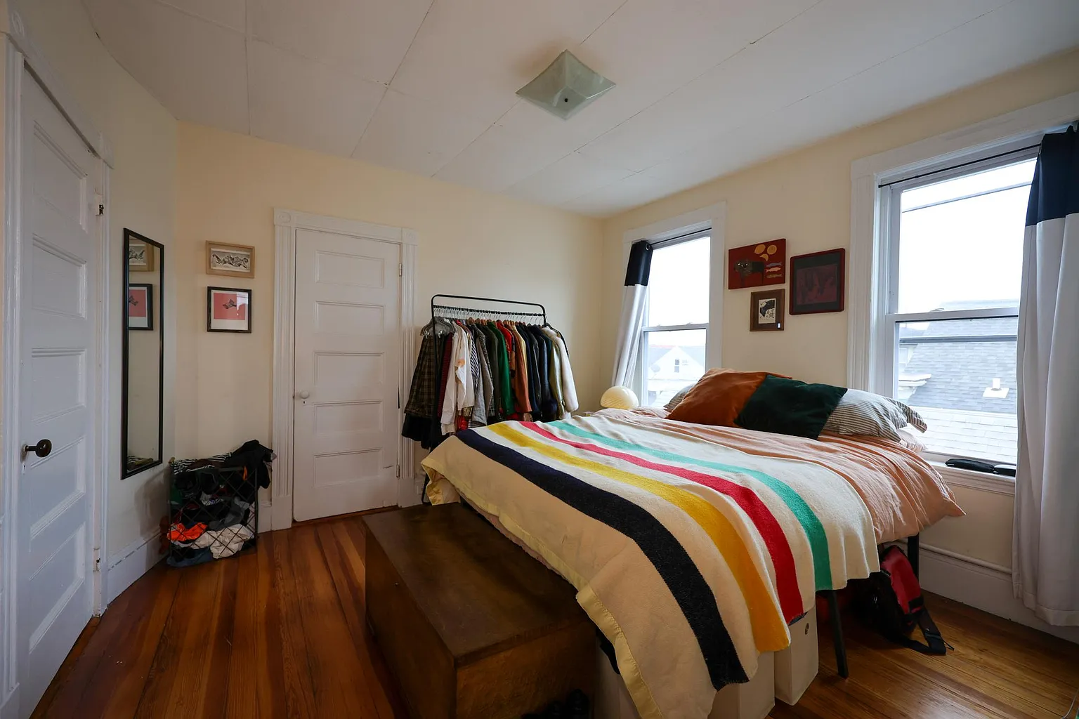 3 bed, 1 bath apartment for rent at 39 Jefferson St Unit 3-38, Wellington-Harrington — photo 9 of 13