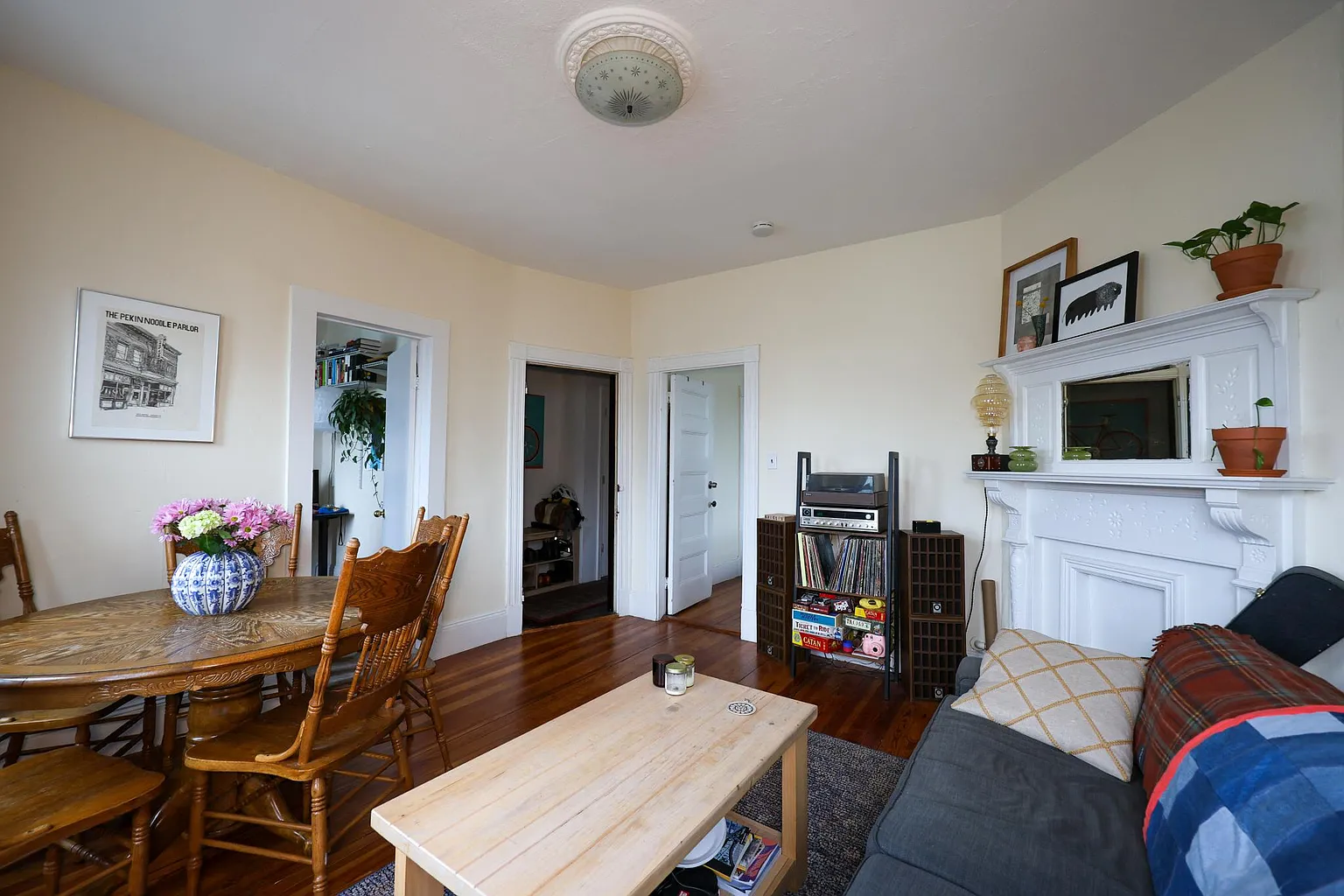 3 bed, 1 bath apartment for rent at 39 Jefferson St Unit 3-38, Wellington-Harrington — photo 5 of 13