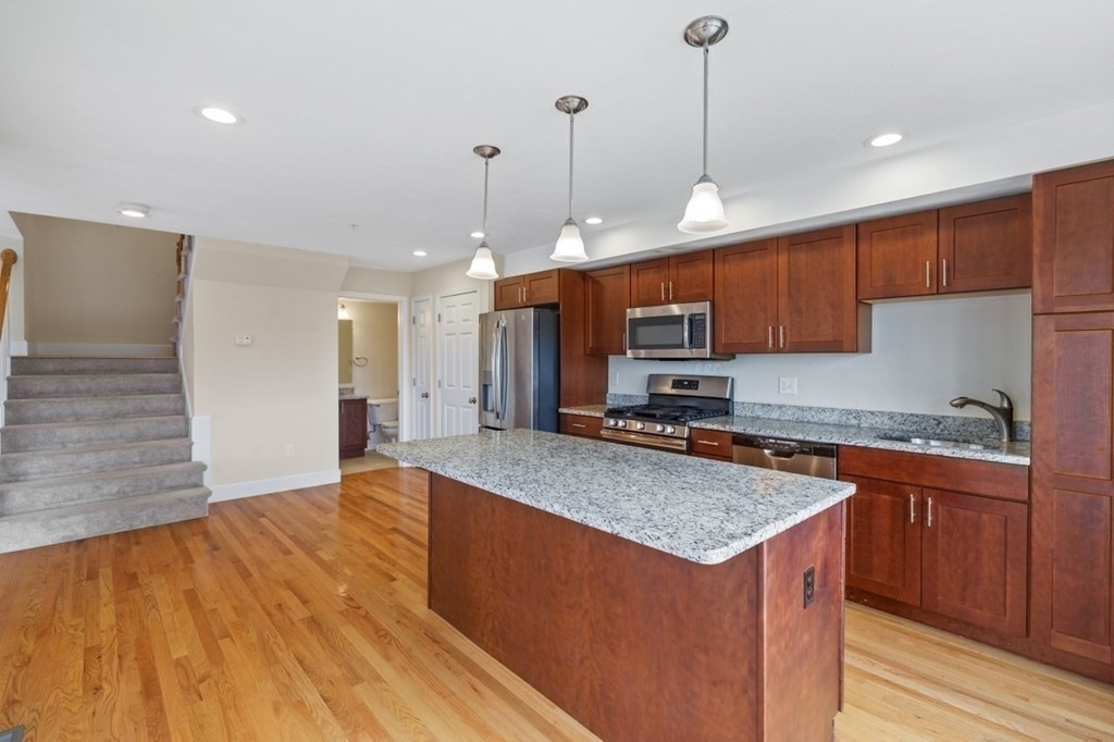2 bed, 2 bath apartment for rent at 39 John Hancock Dr Unit 39, Ashland — photo 16 of 42