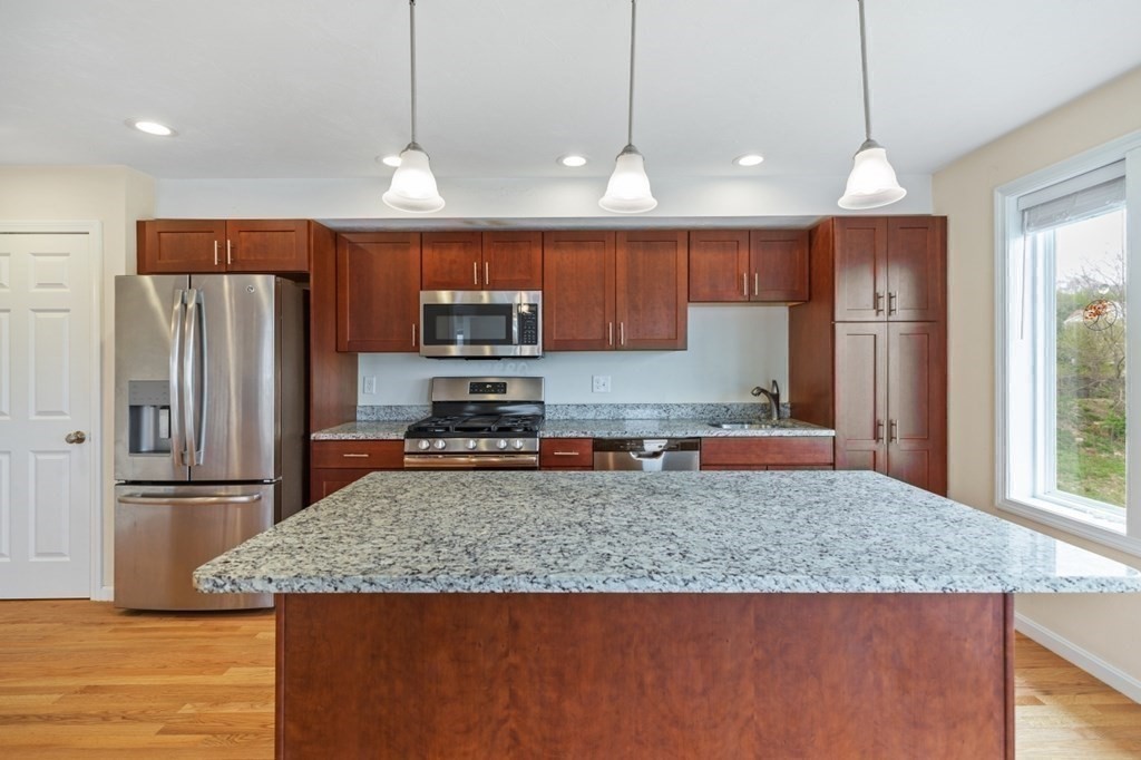 2 bed, 2 bath apartment for rent at 39 John Hancock Dr Unit 39, Ashland — photo 17 of 42