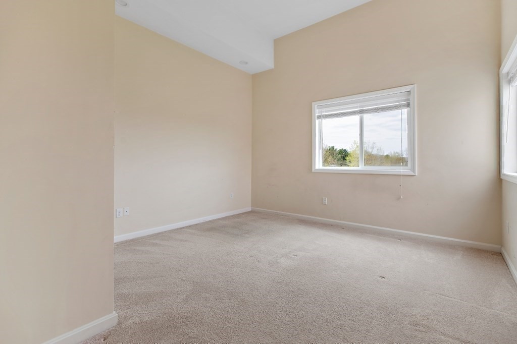 2 bed, 2 bath apartment for rent at 39 John Hancock Dr Unit 39, Ashland — photo 31 of 42