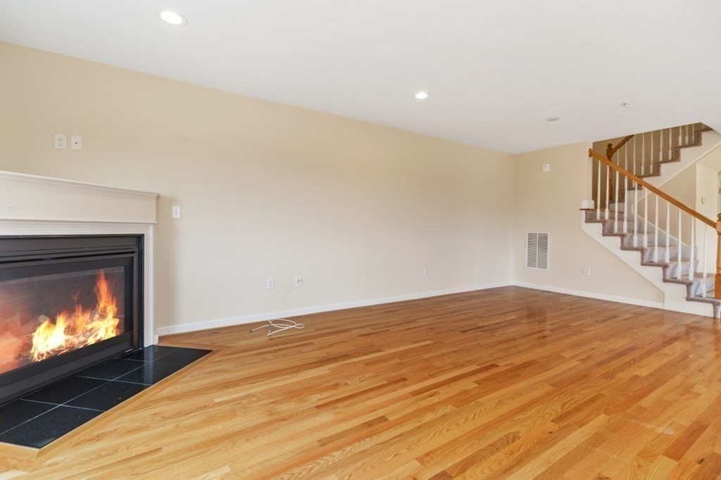 2 bed, 2 bath apartment for rent at 39 John Hancock Dr Unit 39, Ashland — photo 10 of 42