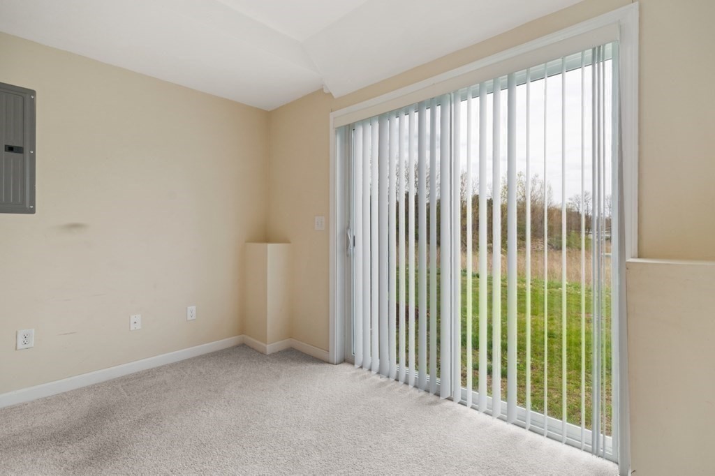 2 bed, 2 bath apartment for rent at 39 John Hancock Dr Unit 39, Ashland — photo 36 of 42