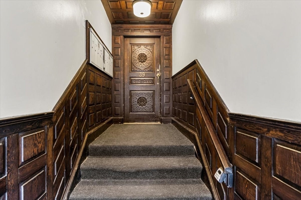 3 bed, 1.5 bath apartment for rent at 39 Kent St Unit 3, Brookline Village — photo 19 of 21