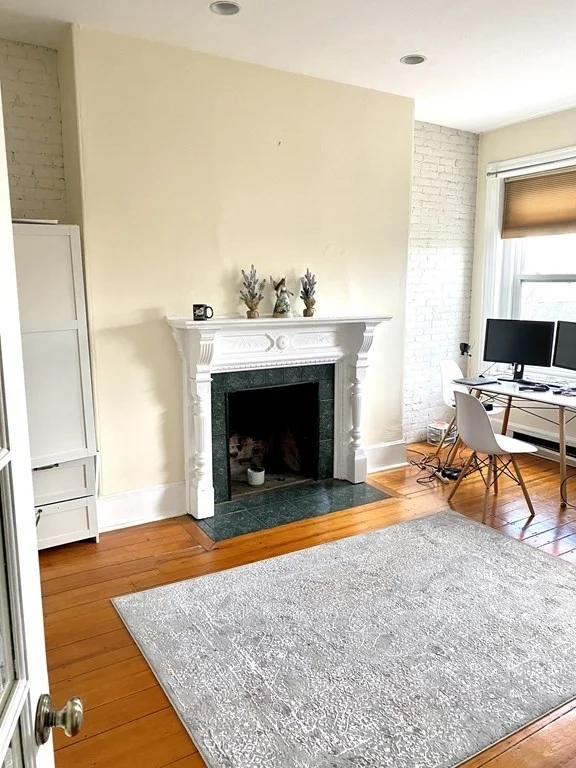 3 bed, 1 bath apartment for rent at 39 Kent St Unit 8, Brookline — photo 4 of 10