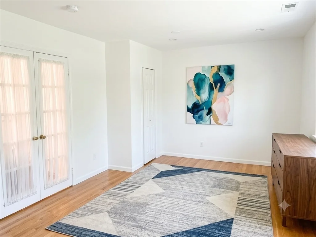 1 bed, 1 bath apartment for rent at 39 Lawrence St Unit 4, South End — photo 4 of 9