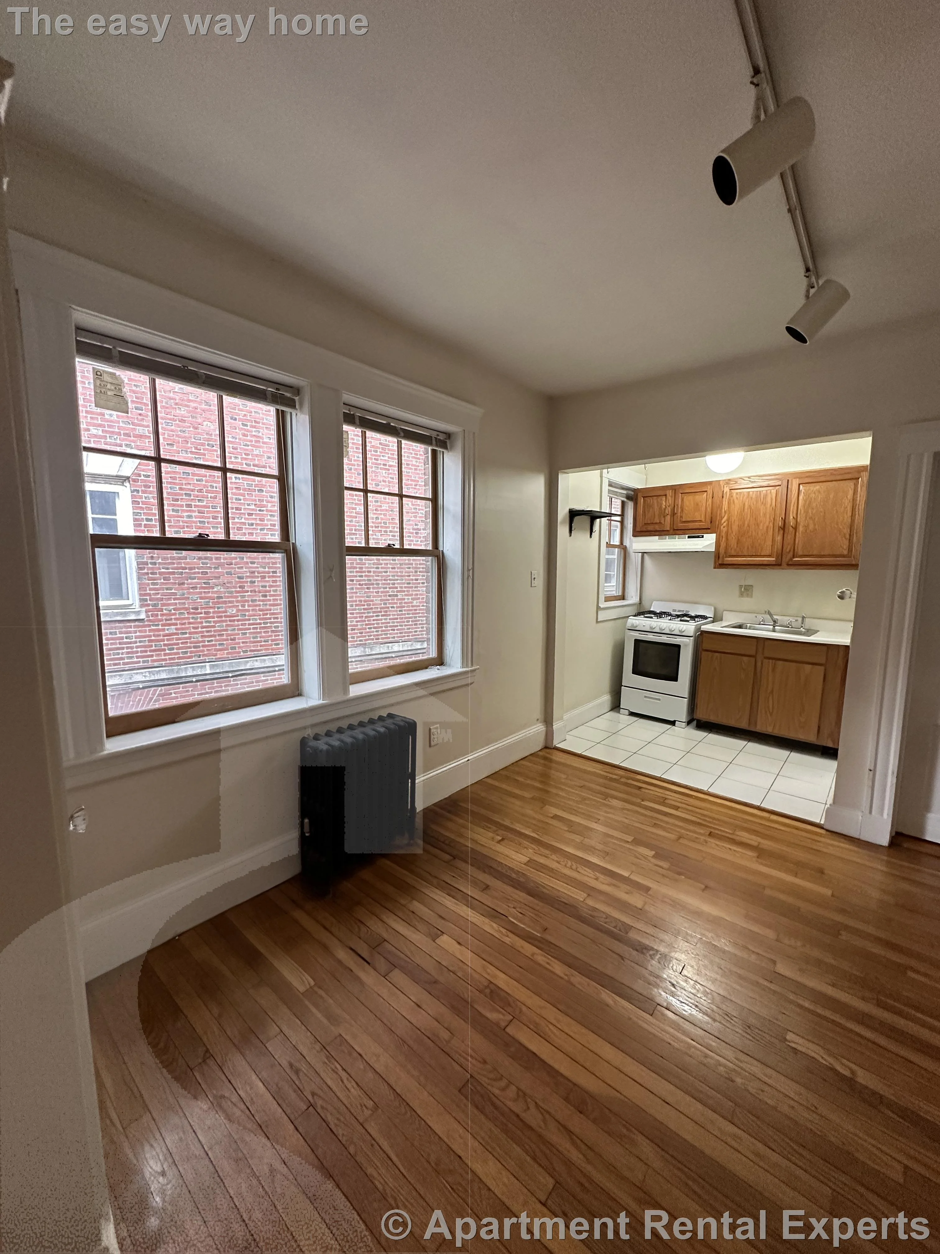1 bed, 1 bath apartment for rent at 39 Lee St Unit 3A, Central Square — photo 2 of 7