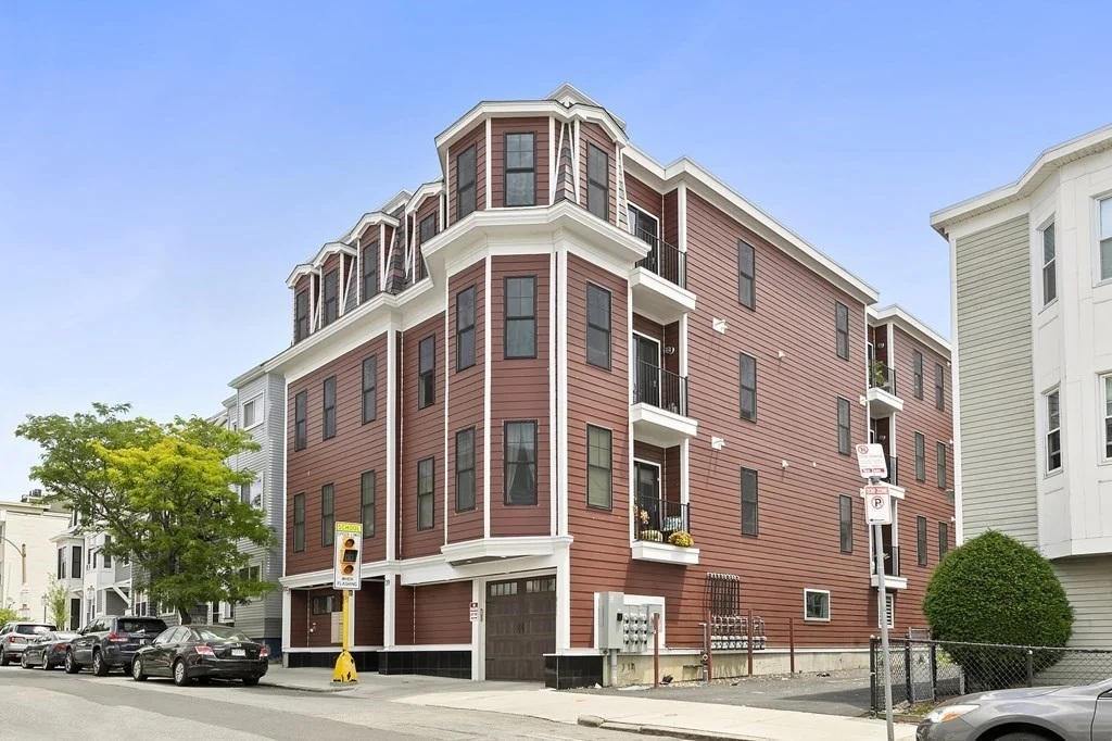 2 bed, 2 bath apartment for rent at 39 Lexington Unit 7, East Boston — photo 13 of 15