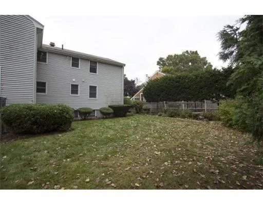 3 bed, 1 bath apartment for rent at 39 Loomis St Unit 1, Cambridge Highlands — photo 13 of 13