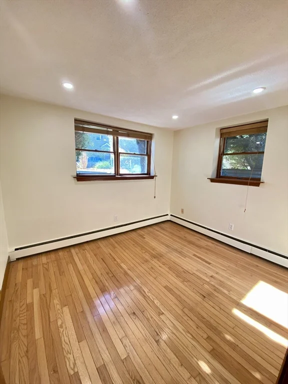 3 bed, 1 bath apartment for rent at 39 Loomis St Unit 1, Cambridge Highlands — photo 7 of 13