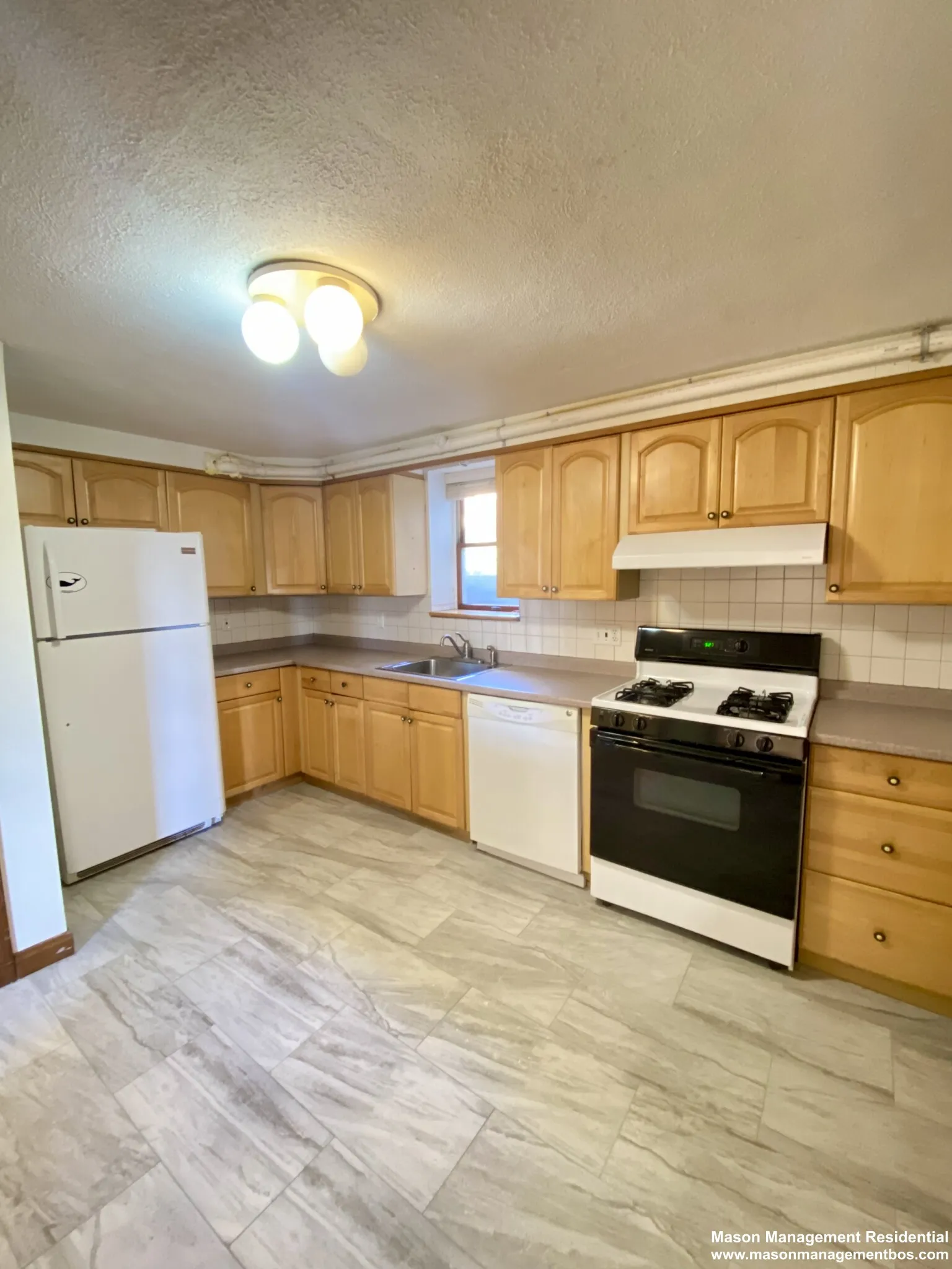 3 bed, 1 bath apartment for rent at 39 Loomis St Unit 39, Cambridge Highlands — photo 7 of 14