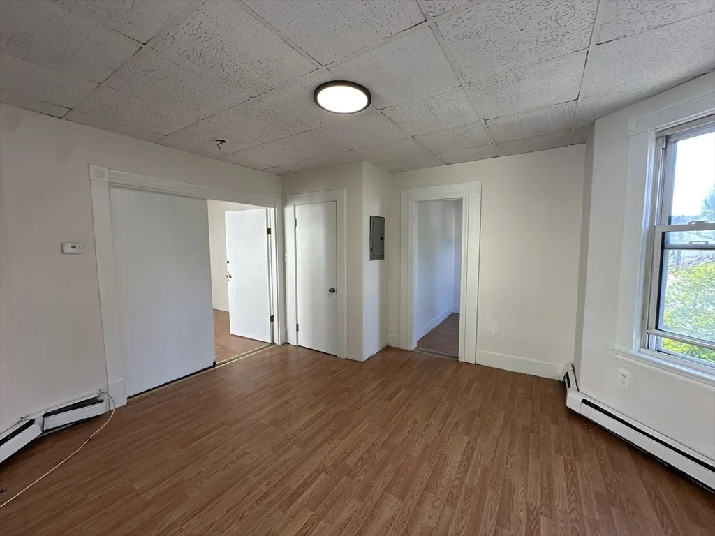 1 bed, 1 bath apartment for rent at 39 Louis St Unit 2, Chelsea — photo 5 of 14