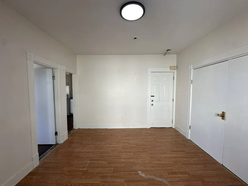 1 bed, 1 bath apartment for rent at 39 Louis St Unit 2, Chelsea — photo 9 of 14