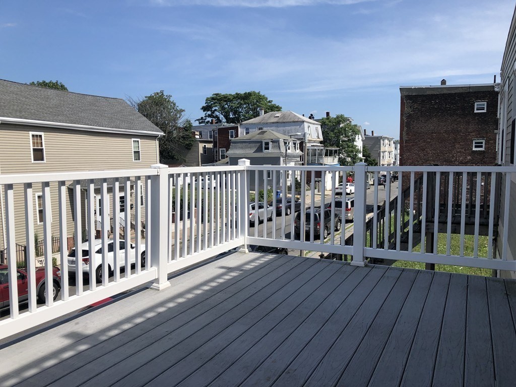 4 bed, 2 bath apartment for rent at 39 Magazine St Unit 2, Roxbury — photo 22 of 34