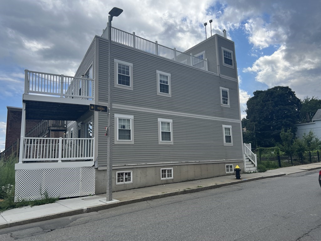 4 bed, 2 bath apartment for rent at 39 Magazine St Unit 2, Roxbury — photo 34 of 34