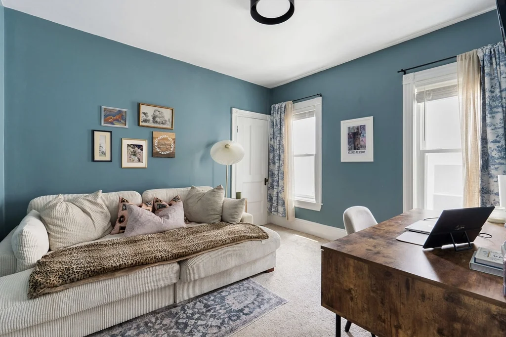 4 bed, 1 bath apartment for rent at 39 Mellen St Unit A, Dorchester — photo 9 of 11