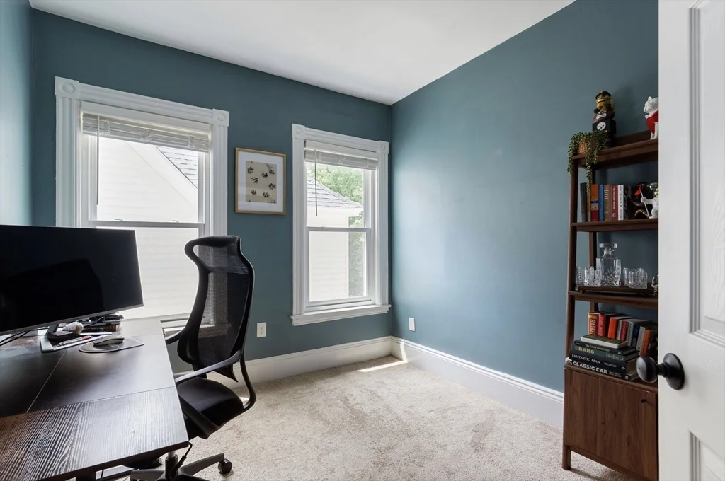 4 bed, 1 bath apartment for rent at 39 Mellen St Unit A, Dorchester — photo 10 of 11