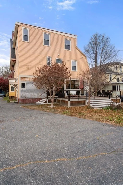 3 bed, 1 bath apartment for rent at 39 Mellville Ave Unit 2, Boston — photo 22 of 25