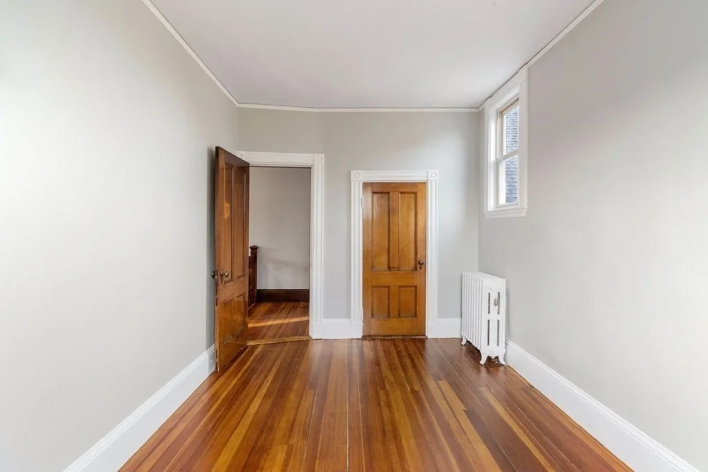 3 bed, 1 bath apartment for rent at 39 Mellville Ave Unit 2, Boston — photo 17 of 25