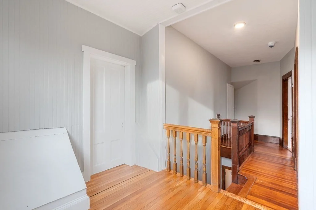 3 bed, 1 bath apartment for rent at 39 Mellville Ave Unit 2, Boston — photo 15 of 25