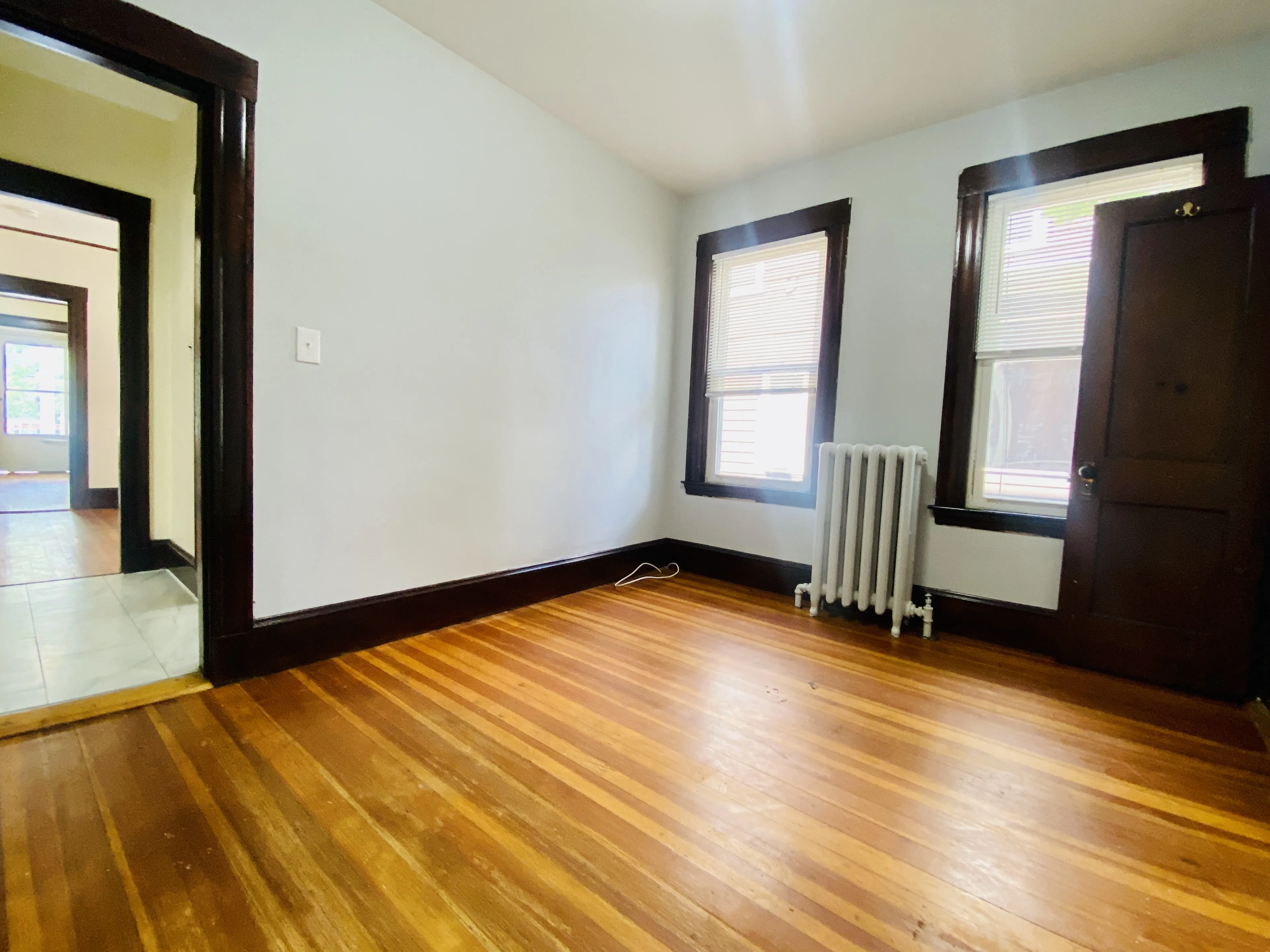 3 bed, 1 bath apartment for rent at 39 Michigan Ave Unit 1, East Somerville — photo 5 of 6