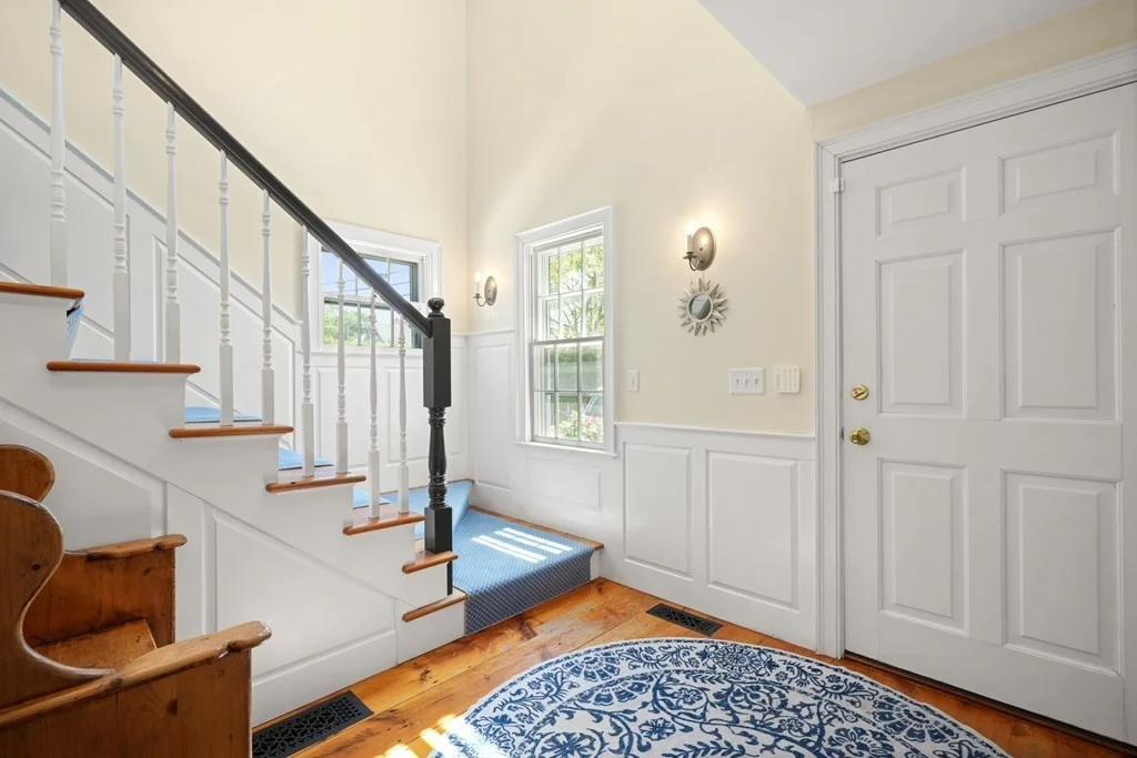 5 bed, 4+ bath apartment for rent at 39 Milk St, Nantucket — photo 13 of 22