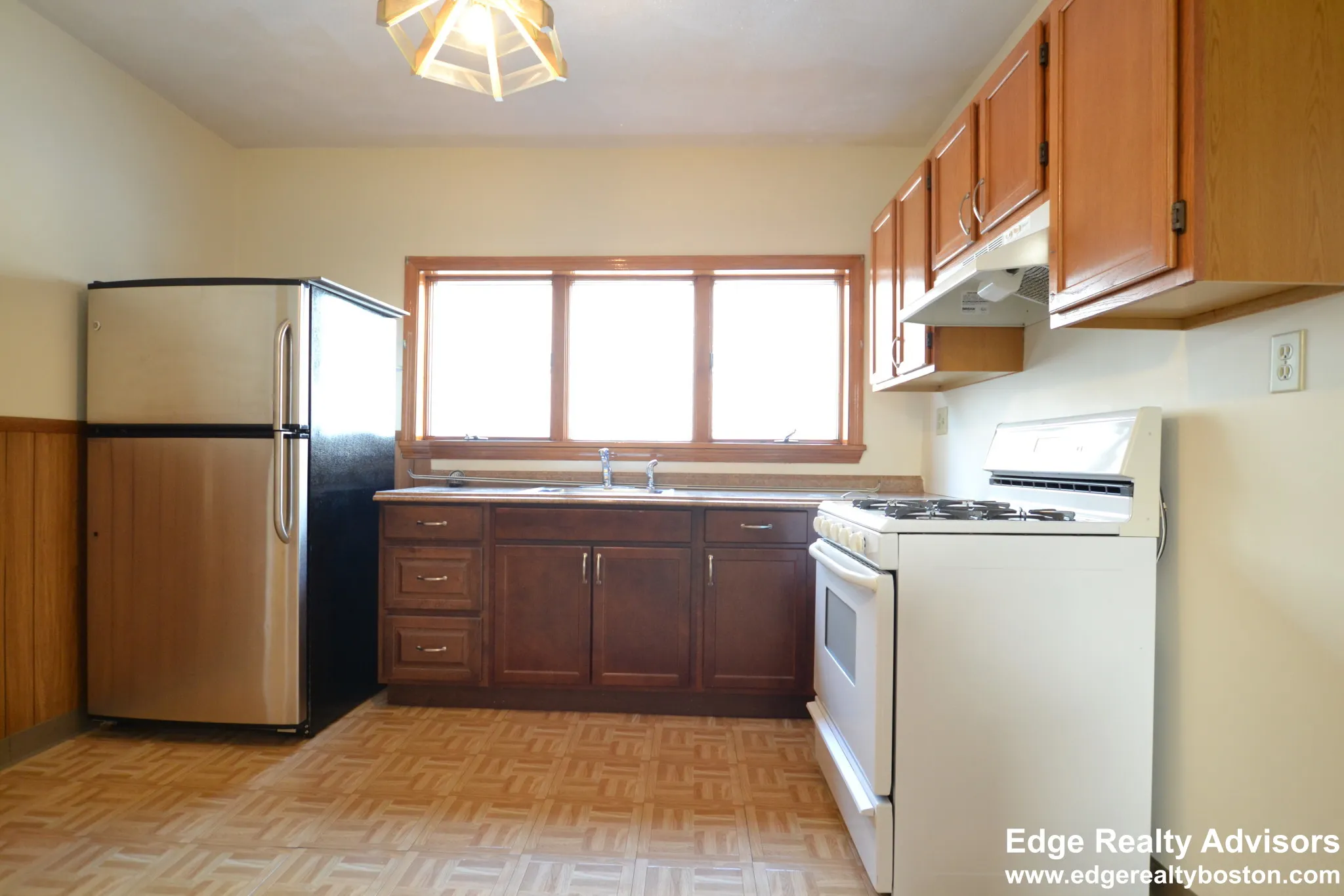 2 bed, 1 bath apartment for rent at 39 Montfern Ave Unit 1, Brighton