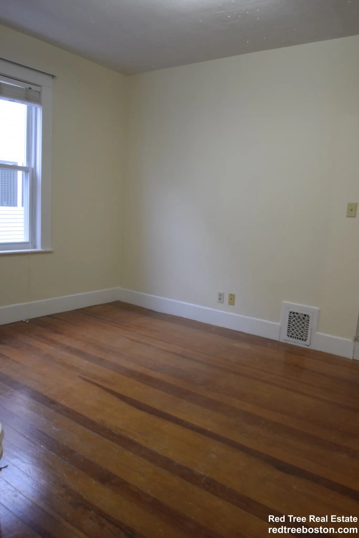 2 bed, 1 bath apartment for rent at 39 Montfern Ave Unit 2, Brighton — photo 32 of 39