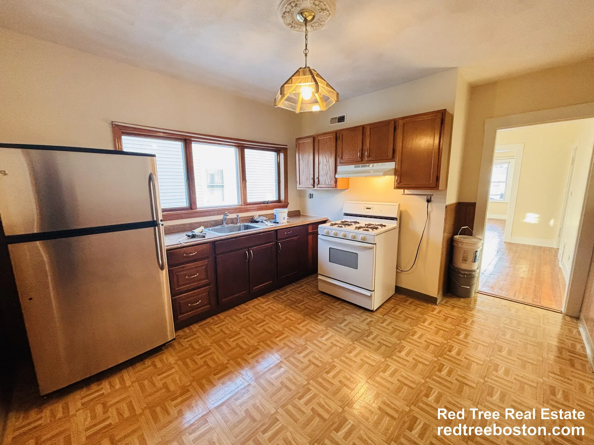 2 bed, 1 bath apartment for rent at 39 Montfern Ave Unit 2, Brighton — photo 5 of 39