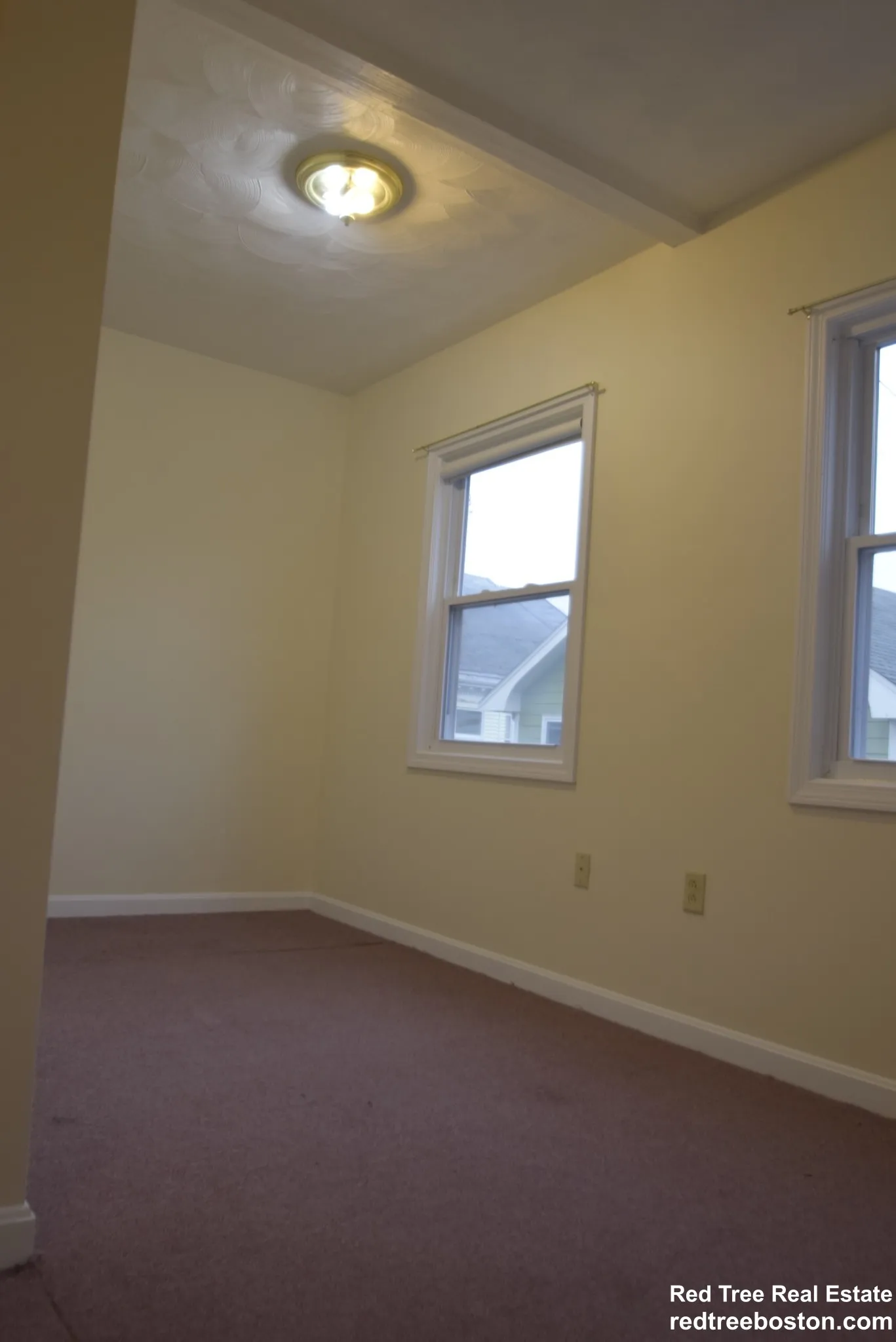 2 bed, 1 bath apartment for rent at 39 Montfern Ave Unit 2, Brighton — photo 37 of 39