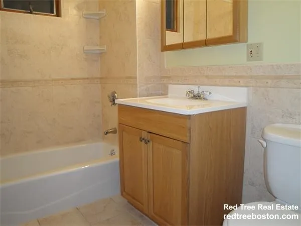 2 bed, 1 bath apartment for rent at 39 Montfern Ave Unit 2, Brighton — photo 19 of 39