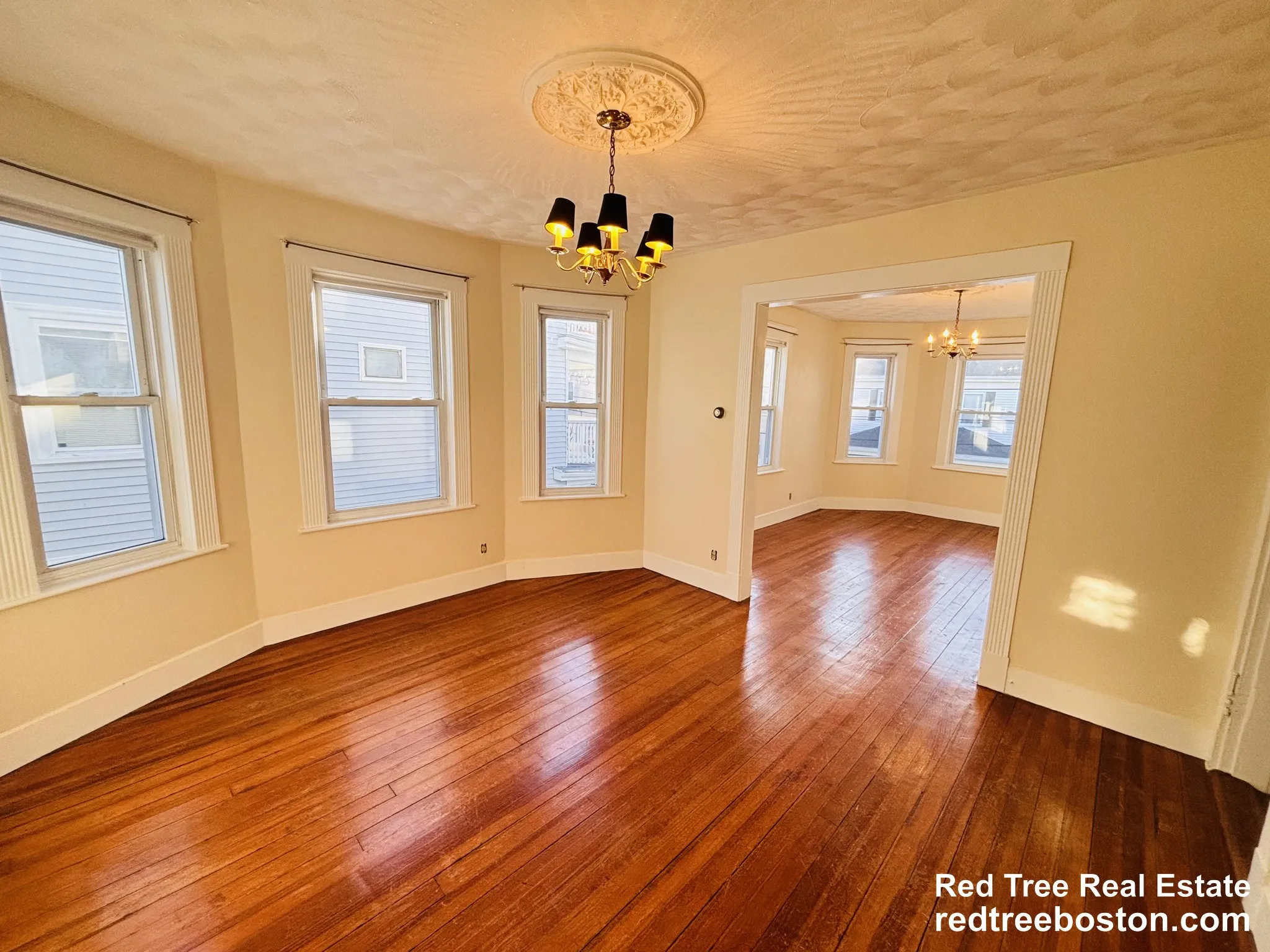 2 bed, 1 bath apartment for rent at 39 Montfern Ave Unit 2, Brighton — photo 3 of 39