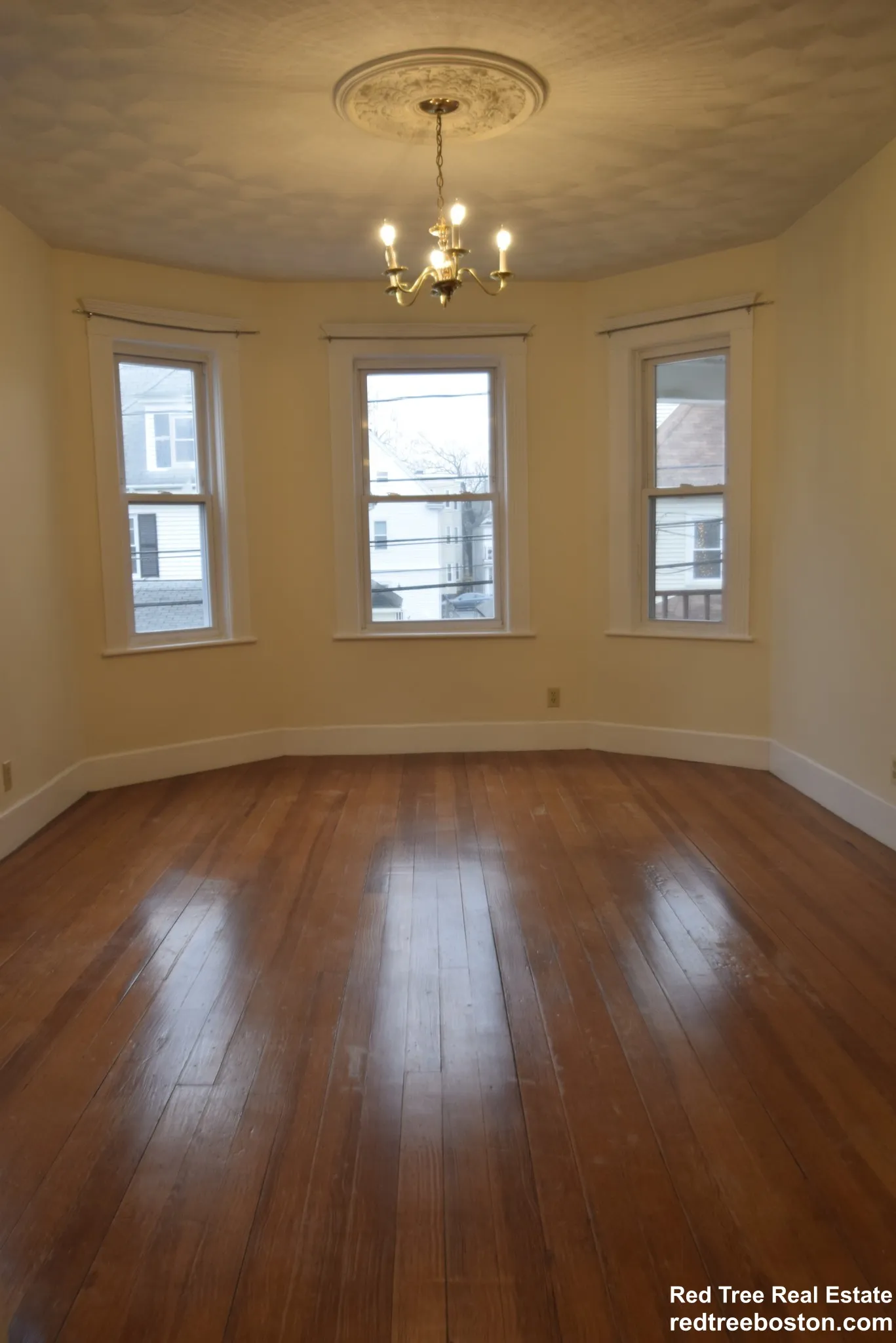 2 bed, 1 bath apartment for rent at 39 Montfern Ave Unit 2, Brighton — photo 24 of 39