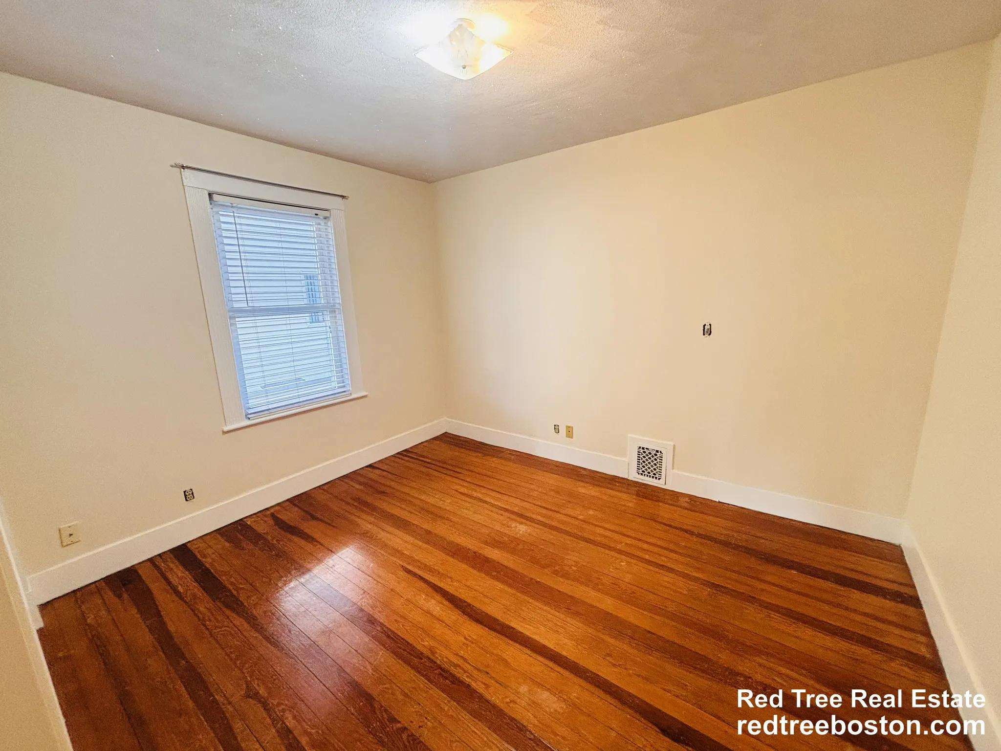 2 bed, 1 bath apartment for rent at 39 Montfern Ave Unit 2, Brighton — photo 8 of 39