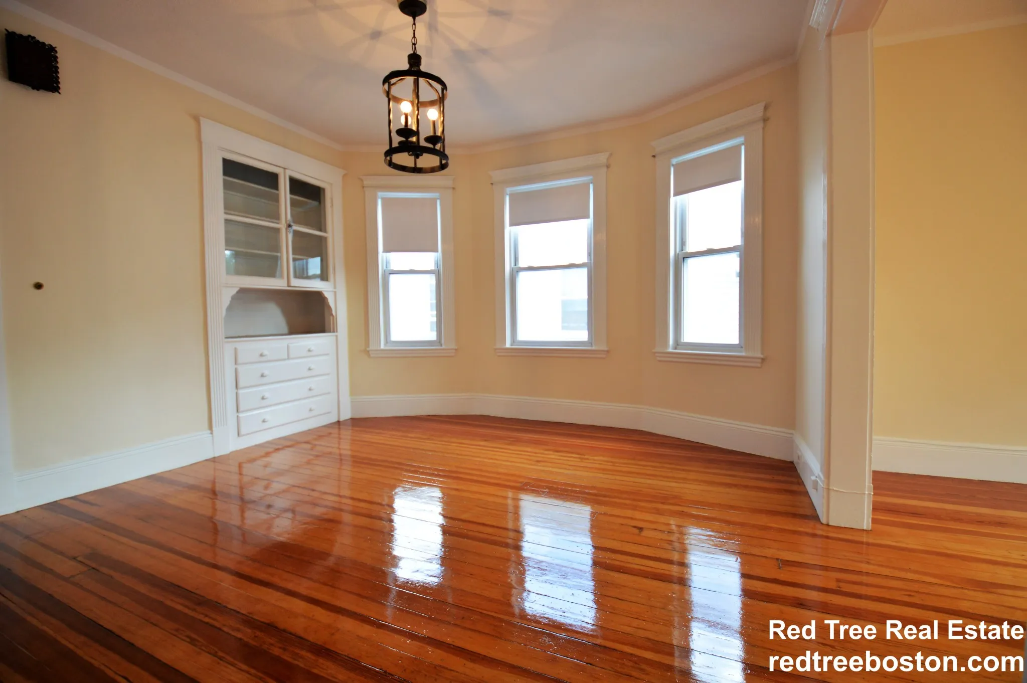 2 bed, 1 bath apartment for rent at 39 Montfern Ave Unit 3, Brighton — photo 8 of 21
