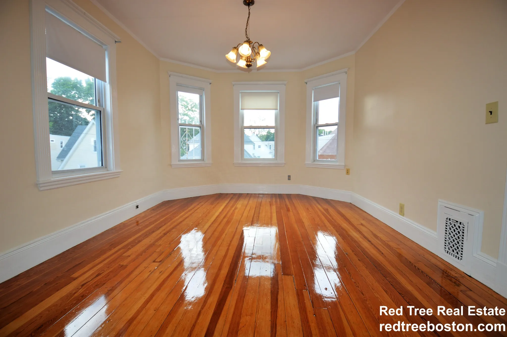 2 bed, 1 bath apartment for rent at 39 Montfern Ave Unit 3, Brighton — photo 6 of 21