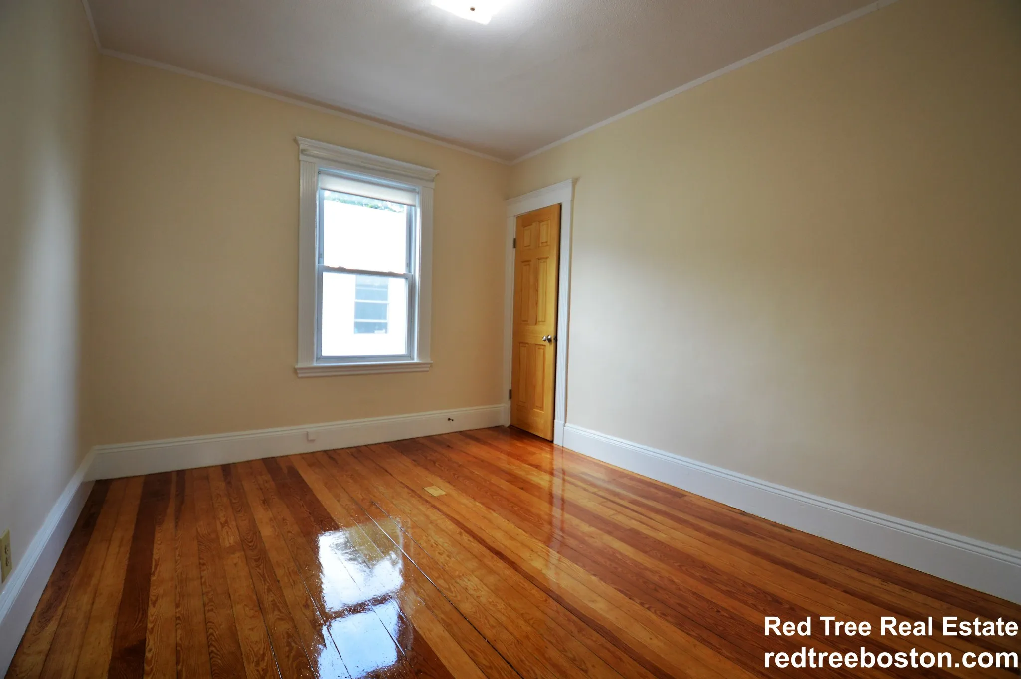 2 bed, 1 bath apartment for rent at 39 Montfern Ave Unit 3, Brighton — photo 12 of 21