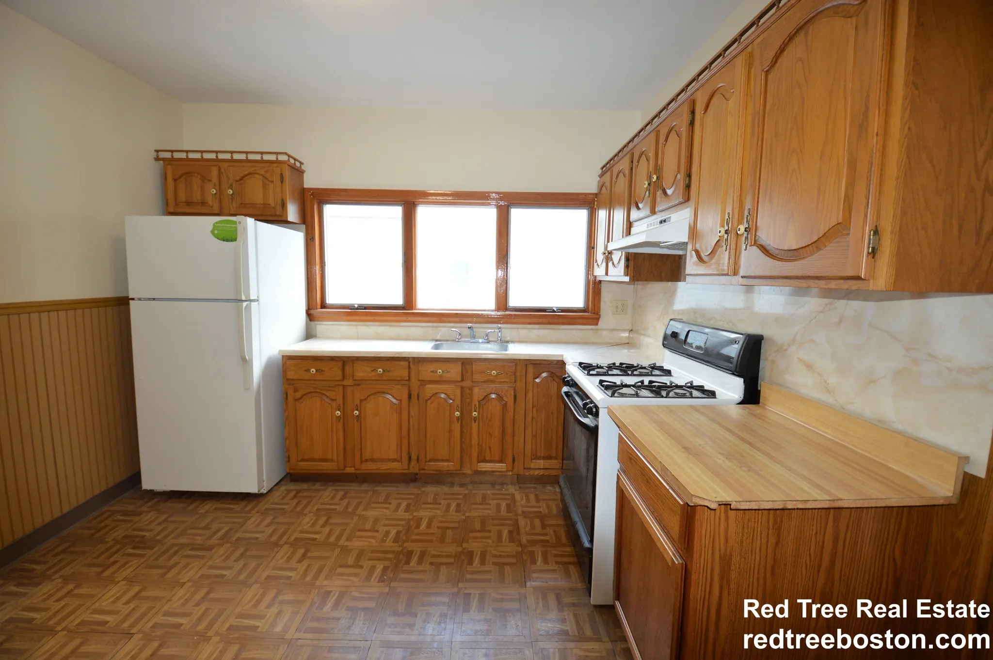 2 bed, 1 bath apartment for rent at 39 Montfern Ave Unit 3, Brighton — photo 16 of 21