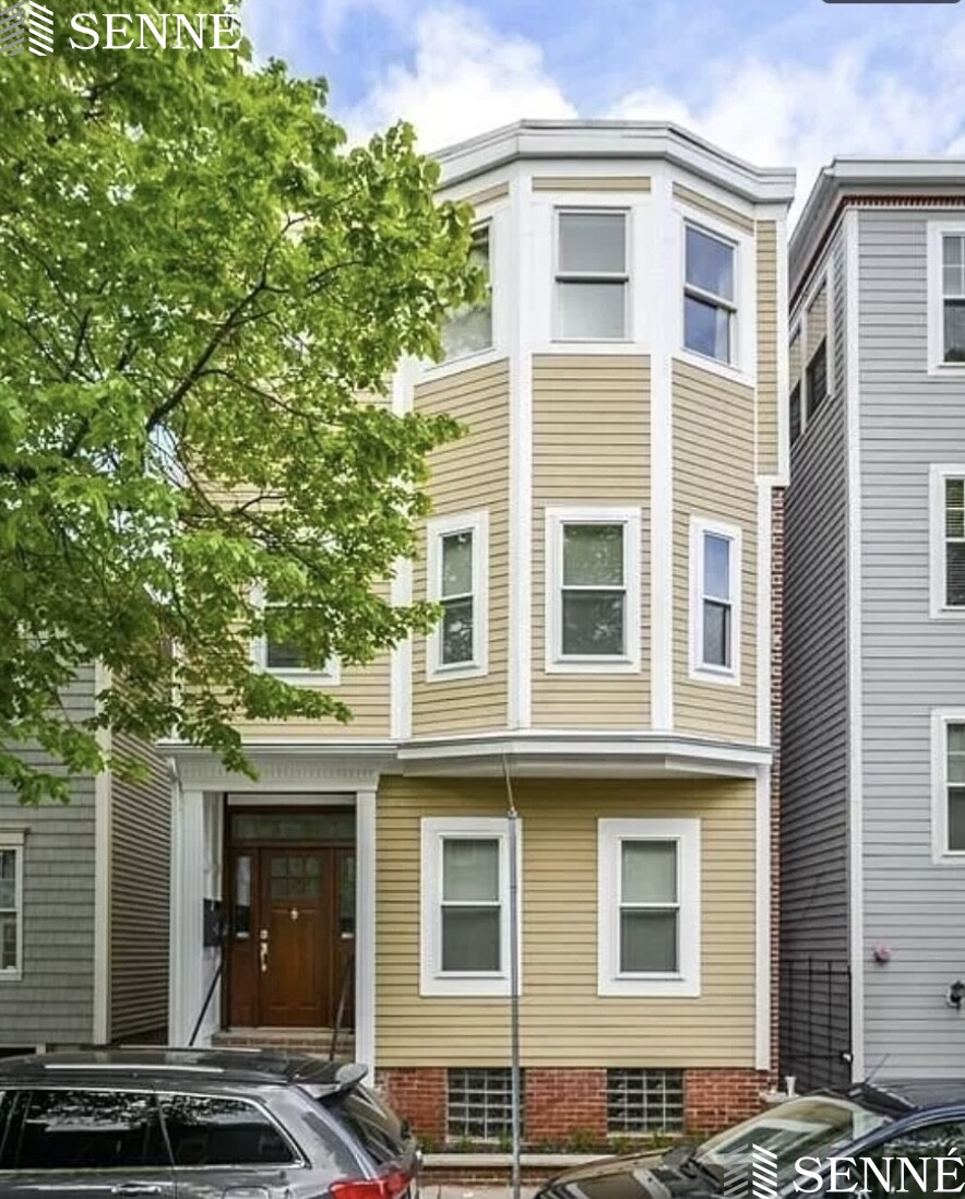 4 bed, 3 bath apartment for rent at 39 O St Unit 2, South Boston — photo 10 of 45