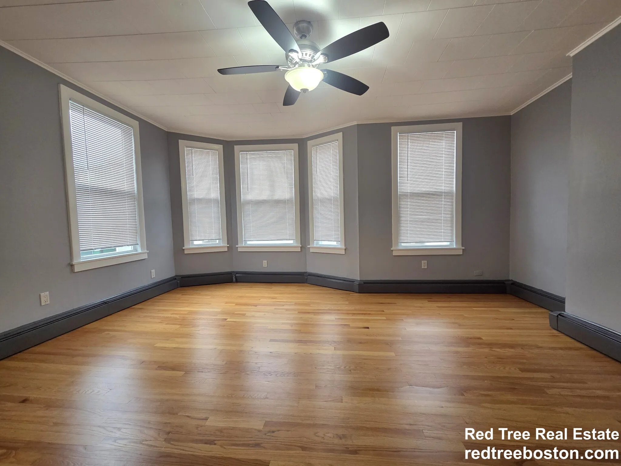 3 bed, 2.5 bath apartment for rent at 39 Orleans St Unit 2, East Boston — photo 5 of 13